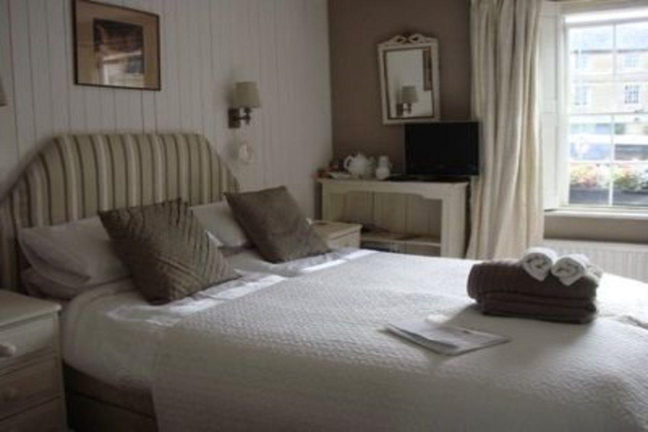 Wisteria House B&B Τσίπενχαμ Εξωτερικό φωτογραφία